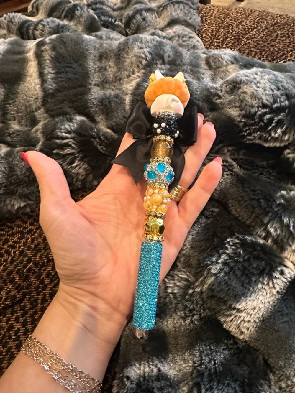 Gorgeous Hand Crafted Pen with an Authentic  DoDo Nami Pet Unicorn as the Focal